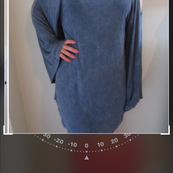 Michael Kores Crossbody - Picture 2 of 6